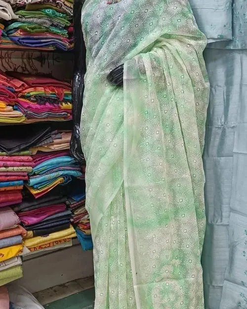 Soft Kota Doriya Checks Saree with Beautiful Floral Embroidery & Shibori Print